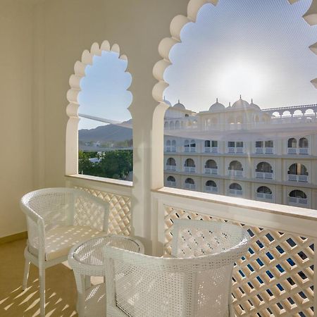Sterling Aravalli Udaipur Exterior photo