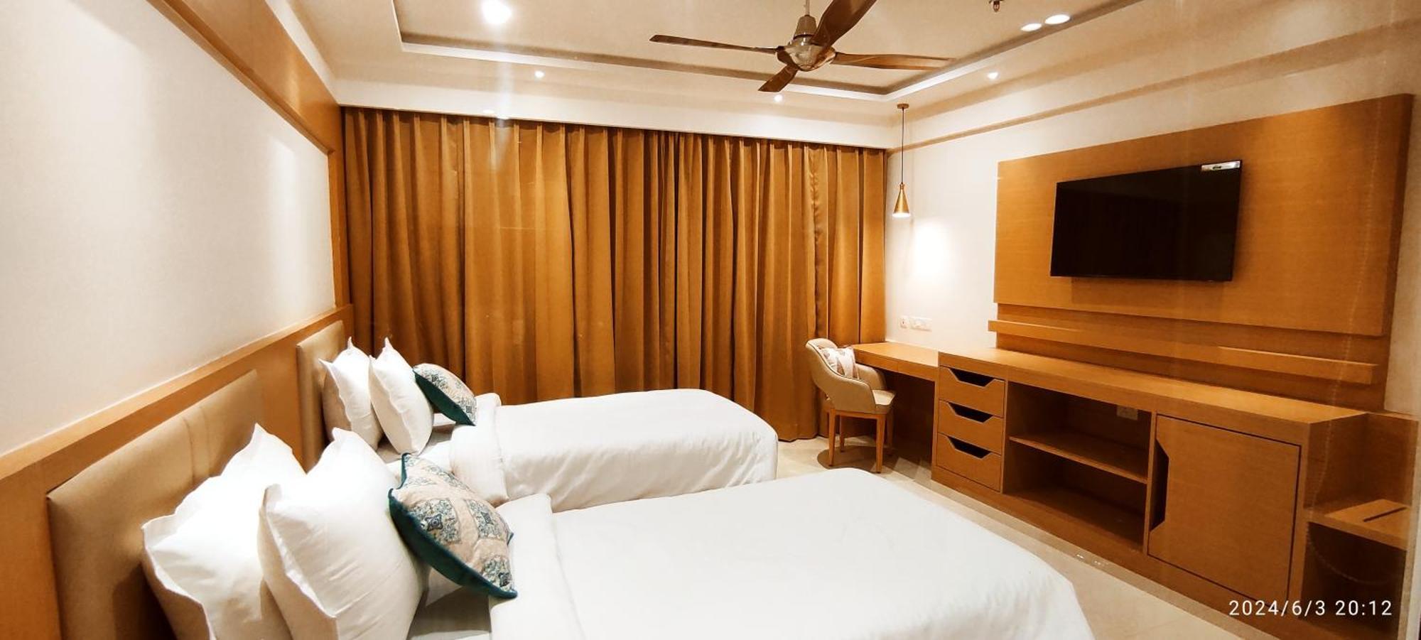 Sterling Aravalli Udaipur Exterior photo