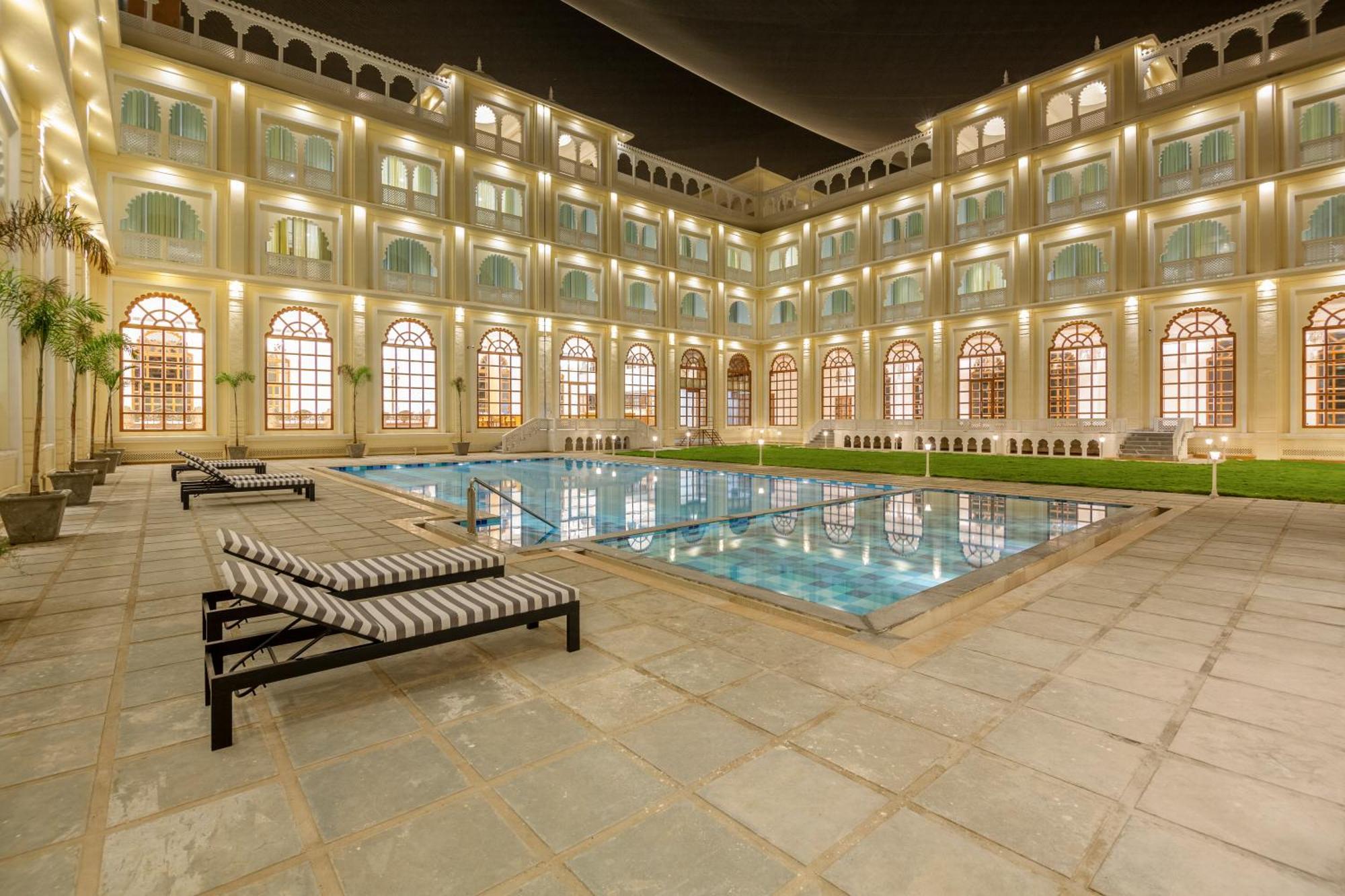 Sterling Aravalli Udaipur Exterior photo