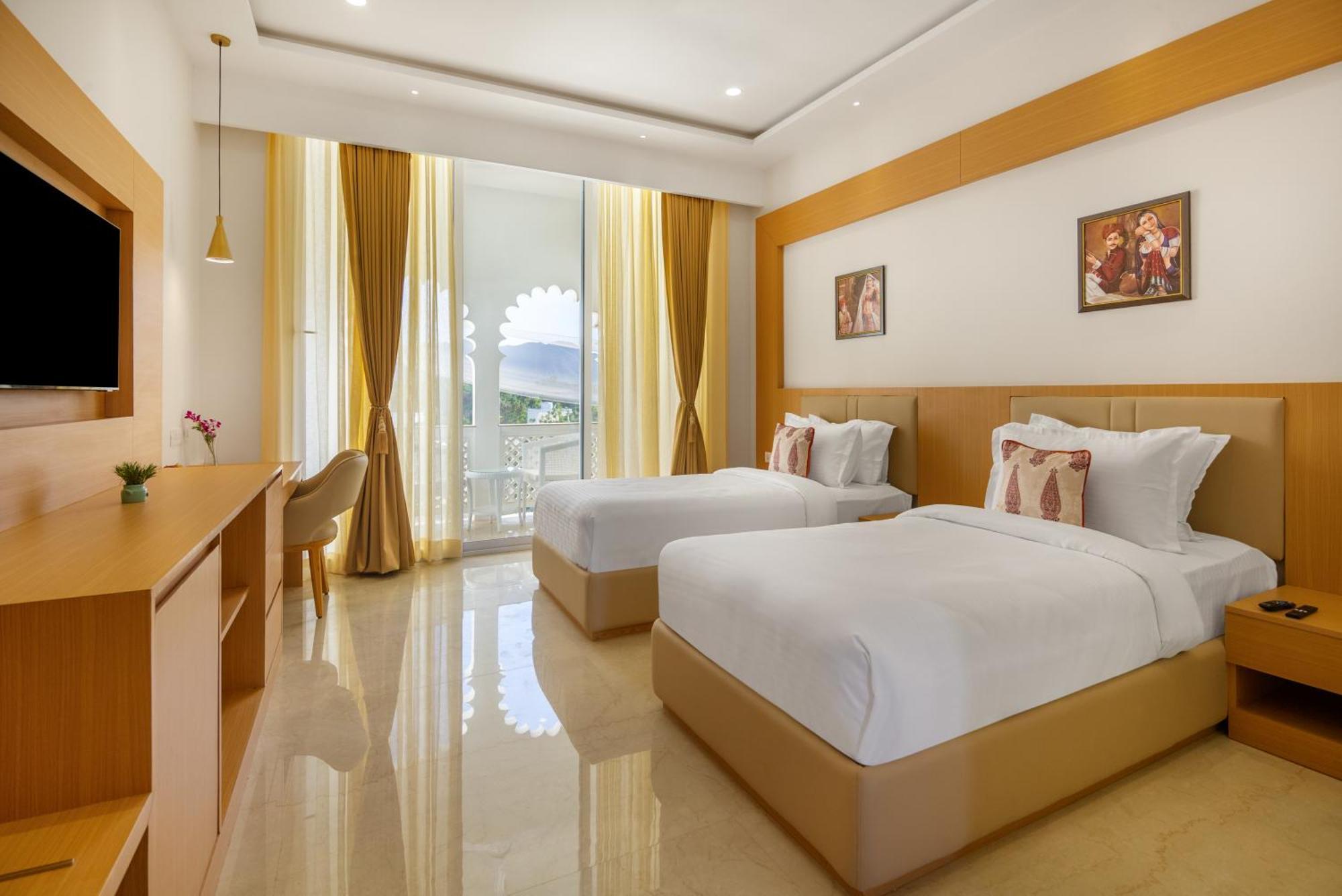 Sterling Aravalli Udaipur Exterior photo