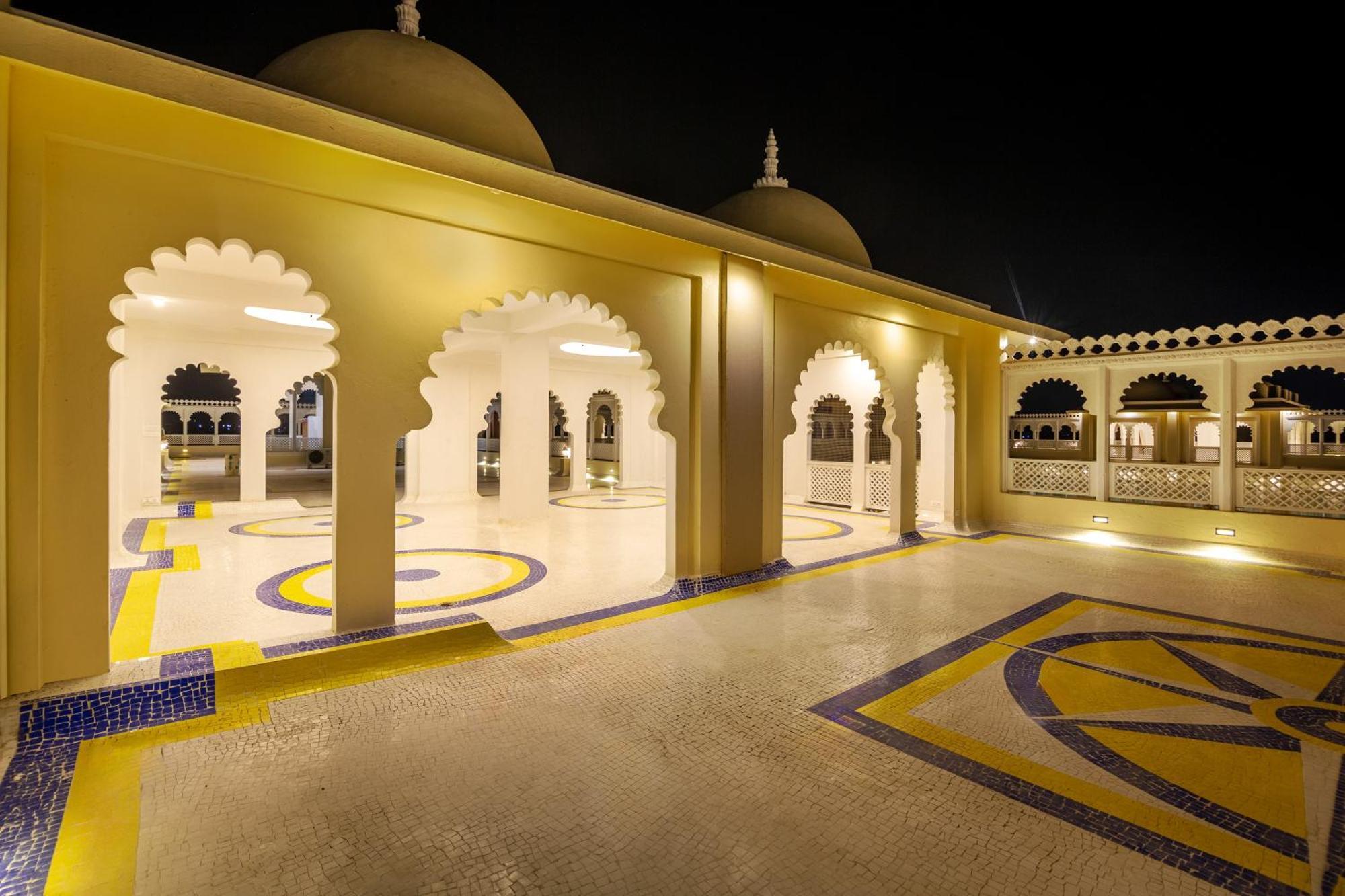 Sterling Aravalli Udaipur Exterior photo